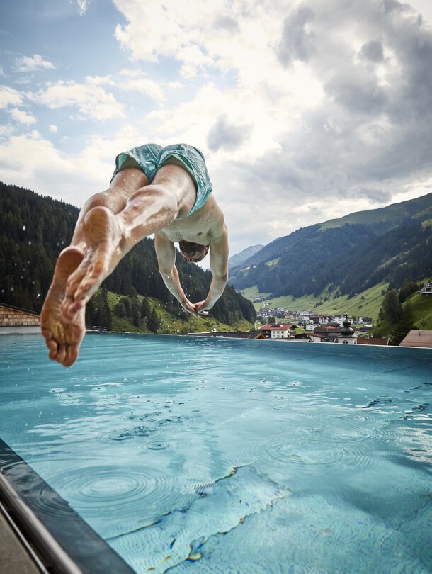 outdoor pool on holiday in Tyrol